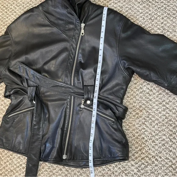 Wilsons Leather Hooded Belted Biker Jacket with Thinsulate Thermal Insulation - Picture 9 of 16